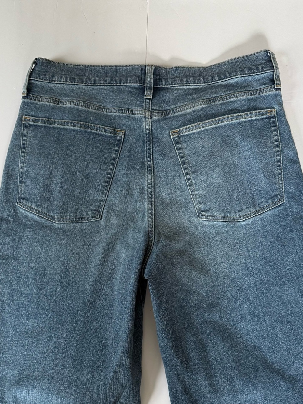 J Crew Mid-Rise Super Wide Women’s Jeans in Bangkok Wash - Size 32 - Picture 10 of 12